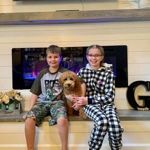 Meet your Posher, Laura